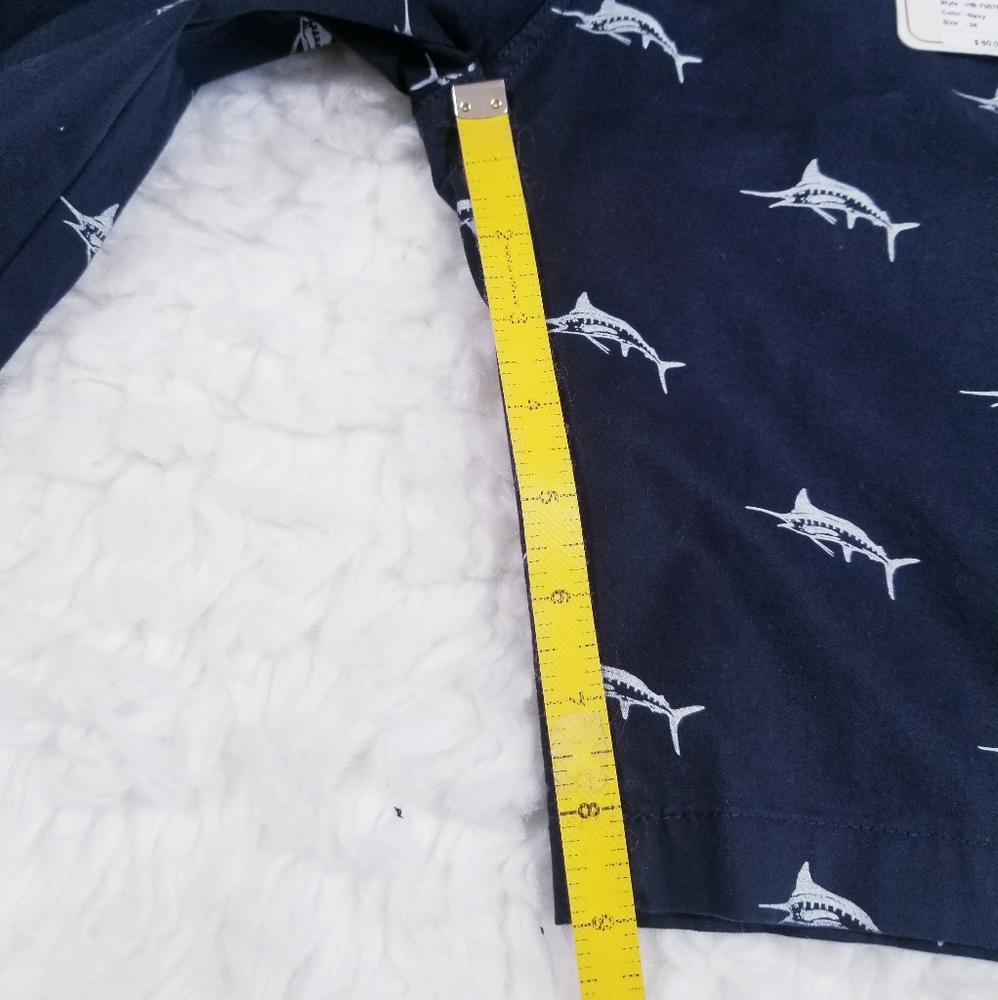 Hudson & Barrow navy blue fish print shorts. 34 - Picture 12 of 14